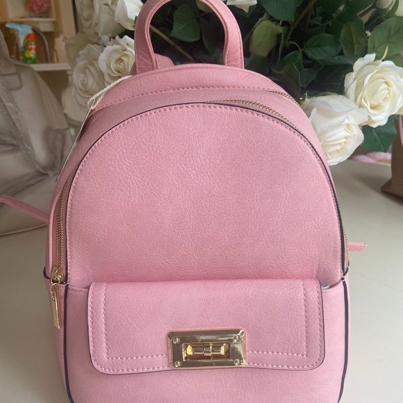 pink faux leather back pack - Picture 1 of 1